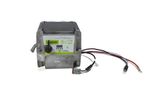 CARGADOR DE  BATERIA MONTADO EN VEHICULO