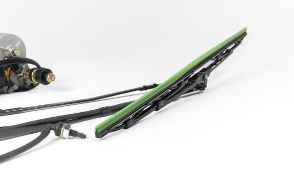 FRONT WINDSHIELD WIPER Y0316007108 - Imagen 4